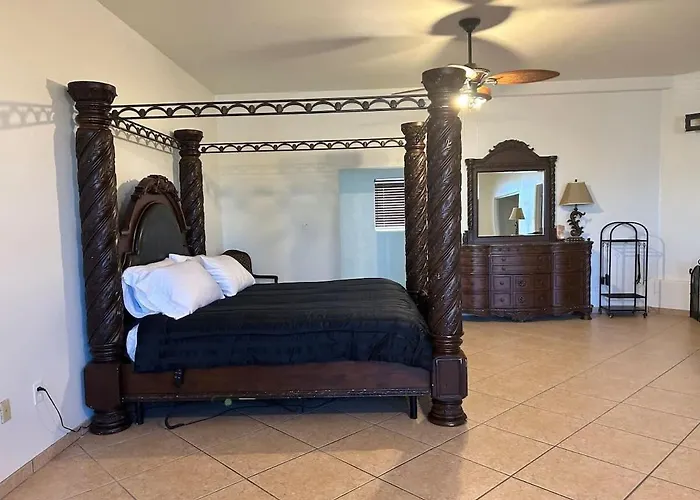 Dom wakacyjny Desert Hills Fun Pool 6 9 Bed 15ppl *